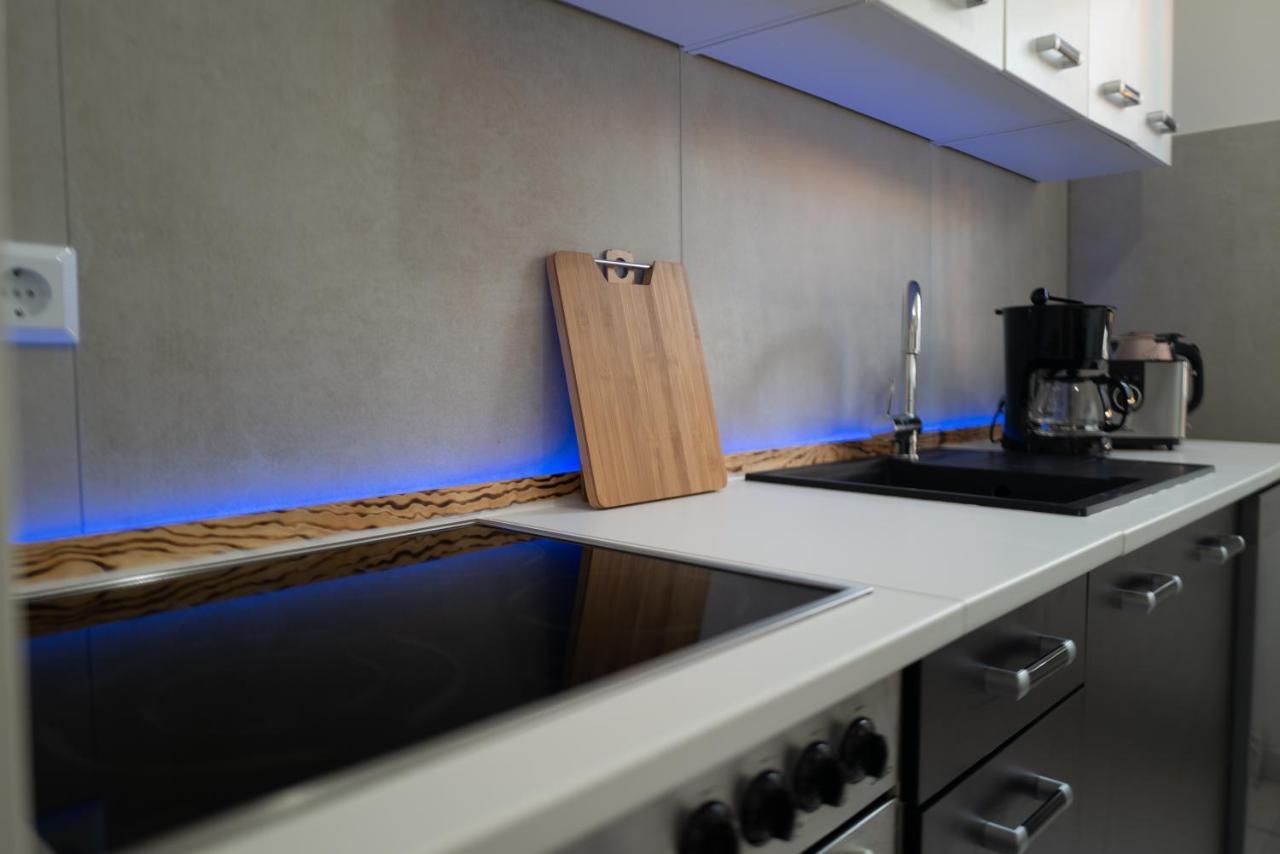 Apartment #411 Comfort-wohnung In Muelheim *